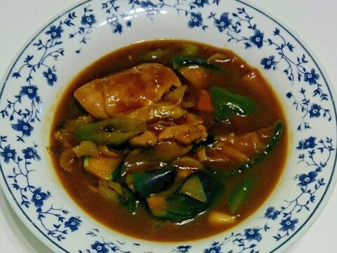 鶏モモ肉となすの中華煮込み